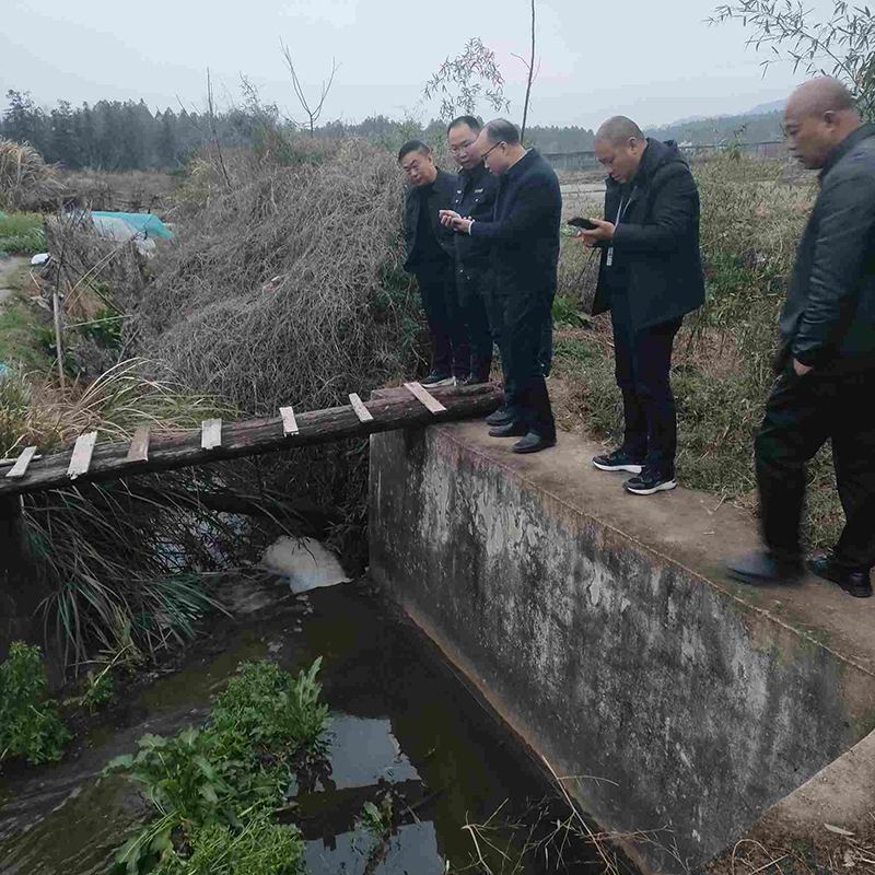 梅江取水口上游污染排查.jpg